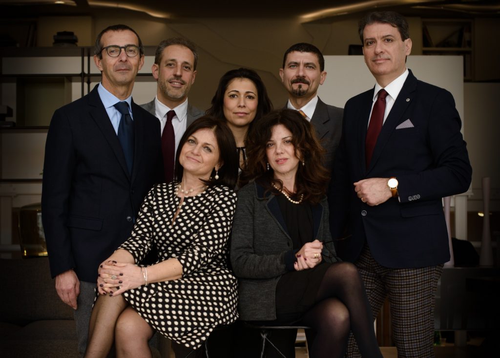 Il team multidisciplinare di avvocati e consulenti legali , esperti in diritto civile e amministrativo