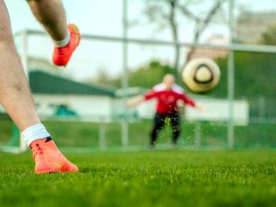 calcio tiro in porta goal